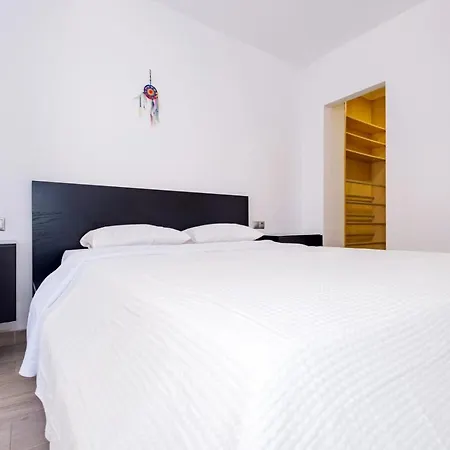 Apartment Darblade Id20 *